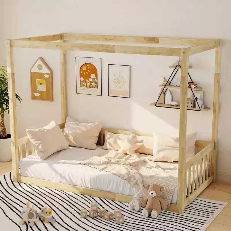 Cama de suelo con dosel de tamaño individual con valla y barandales