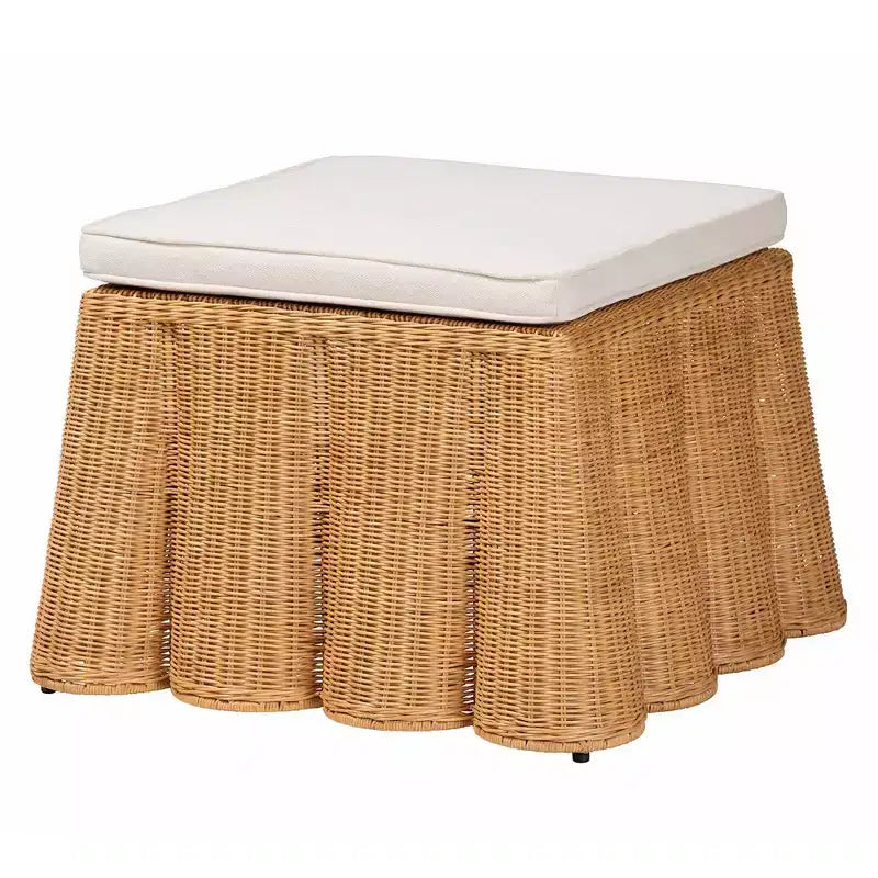 Puf de ratán Palm Scallop color miel: tapizado cuadrado, no requiere montaje, poliéster, madera contrachapada